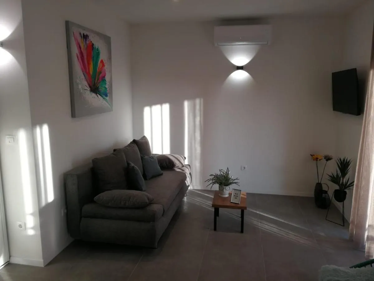 Jbl Apartment Seget Vranjica