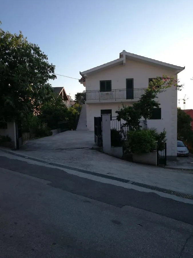 Jbl Apartment Seget Vranjica